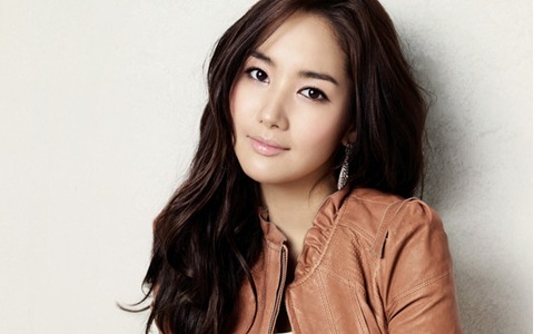 park-min-young-transforms-into-a-lovely-lady-of-spring_-stp-_0 - For xXILoveSouthKoreaxX