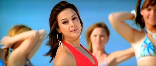 vlcsnap-2012-07-29-23h25m52s1 - 04 - Salaam Namaste