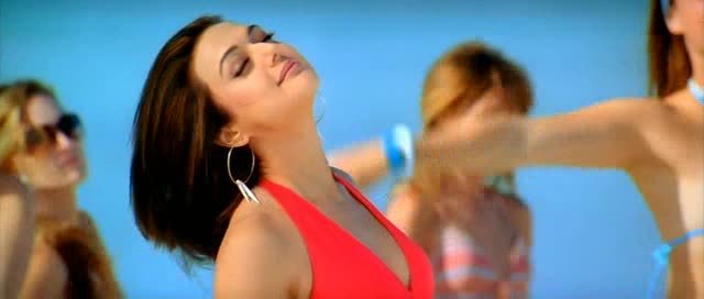 vlcsnap-2012-07-29-23h26m16s239 - 04 - Salaam Namaste
