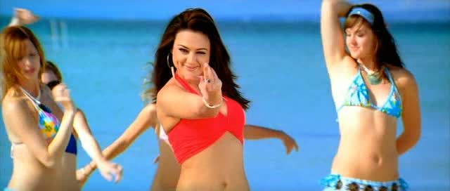 vlcsnap-2012-07-29-23h26m25s73 - 04 - Salaam Namaste