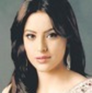 aamna-shariff-600756l-thumbnail_gallery