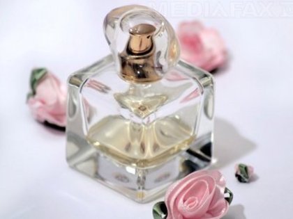 parfum-claudia-veja - Parfumuri Scumpe de femei