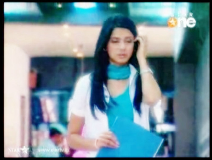 581277_382468815124261_462595828_n - x-Jennifer Winget 4-x