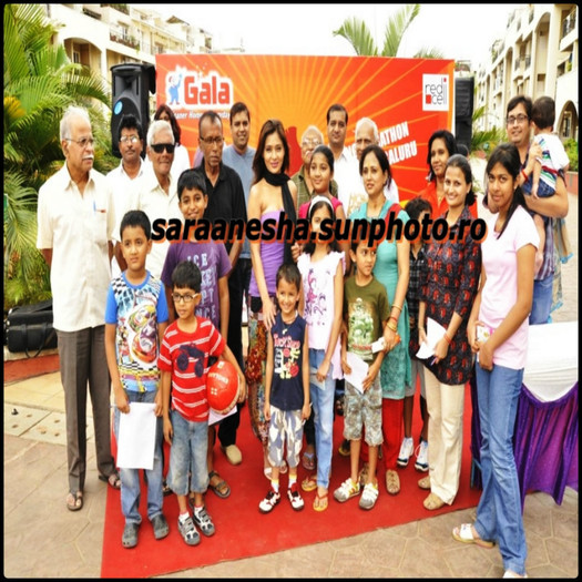 554589_435200546502313_1140383160_n - Sara Khan at Gala Clean A Thon