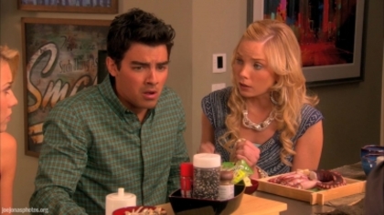 ^Demi si Joe^  Ah...
