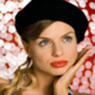 jojo-788580l-thumbnail_gallery