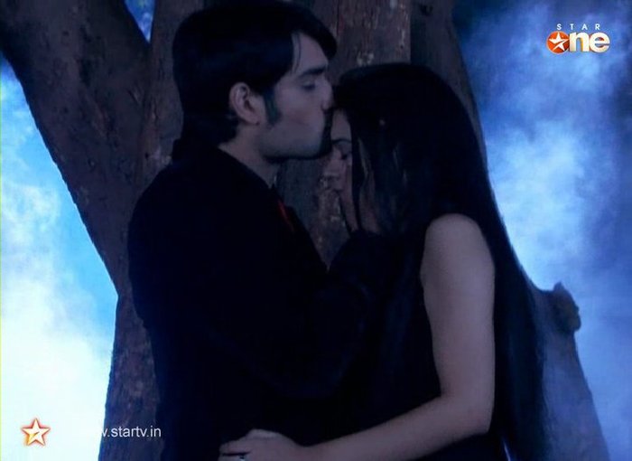 223547_151358438264389_4299031_n - Abhay and Piya