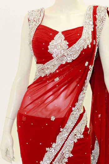 417546_378675368870295_1765440530_n - INDIA fashion and glamour