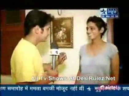 00_00_08 - B-A freind comes to meet Sara khan at Ram Milaye Jodi set 20th March 2012 SBS-B