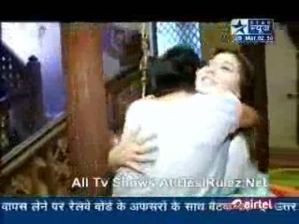 00_00_25 - B-A freind comes to meet Sara khan at Ram Milaye Jodi set 20th March 2012 SBS-B