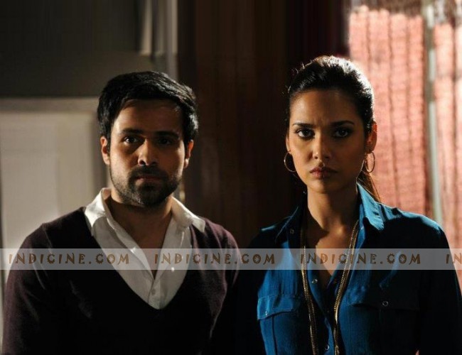 Esha cu Emraan Hashmi in Raaz 3