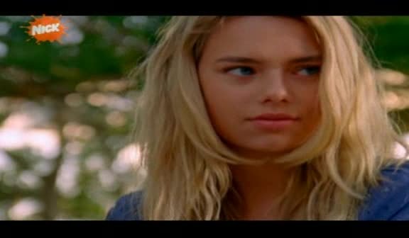vlcsnap-00269 - Indiana Evans