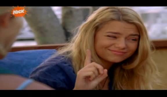 vlcsnap-00305 - Indiana Evans