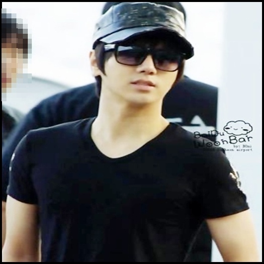 27 - k -x- Kim Jong Woon - Yesung - k