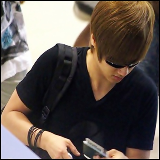 62 - k -x- Kim Jong Woon - Yesung - k