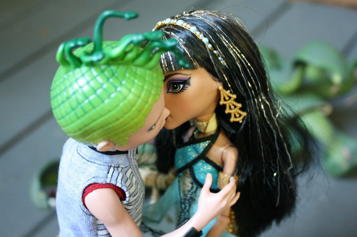 smooch_by_Catzilerella - monster high 2