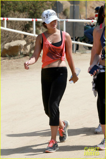 vanessa-hudgens-hiking-stella-09 - Vanessa Hudgens Has Faith at Runyon Canyon