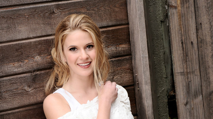 caroline sunshine