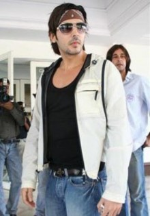 Zayed_Khan_1238584930_2