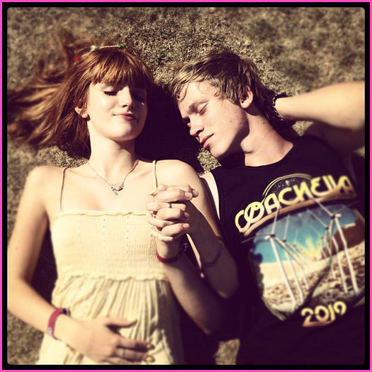 Bella-Thorne-As-Dead-As-It-Gets-Book-Promo - Poze cu Bella Thorne