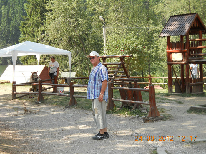 24.08.2012 082 - PEISAJE LACUL ROSU-CHEILE BICAZULUI