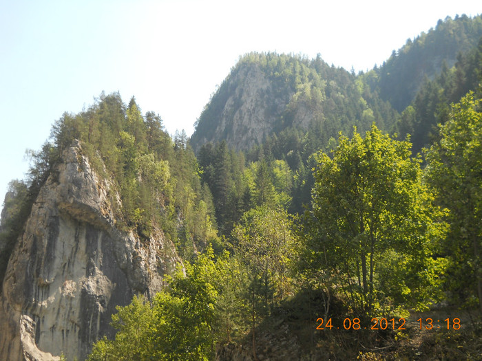 24.08.2012 135 - PEISAJE LACUL ROSU-CHEILE BICAZULUI
