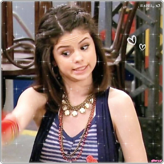 Zi ce vrei si carate!De ce ai venit tu in luxoasa me acasa cu hainele tale second hand!?