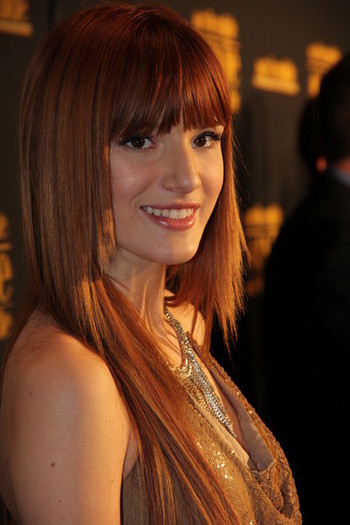 Bella%20Thorne-TDA-001748 - Bella Thorne Si Zendaya Coleman