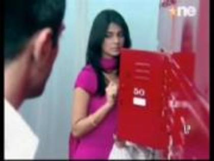 297583_416979361673206_936797163_a - jennifer winget11
