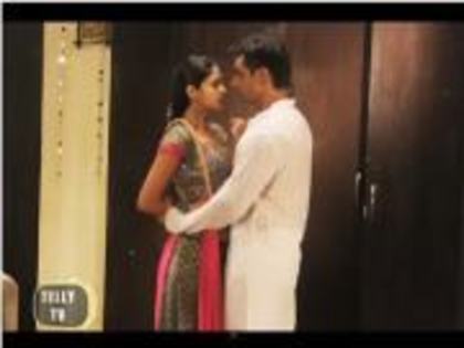 488289_416106368427172_1973996884_a - jennifer winget11