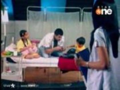 526789_382466755124467_1097658554_a - jennifer winget11