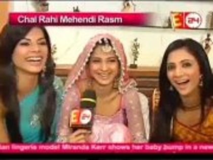 531925_351492554888554_1398660160_a - jennifer winget11