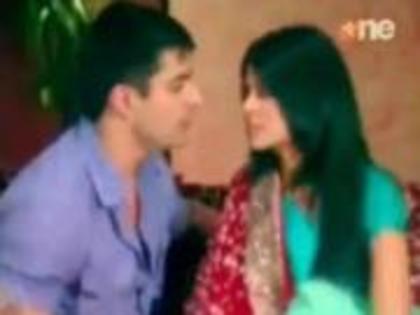 536000_375395999164876_1838904700_a - jennifer winget11