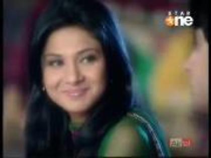 536035_347708908600252_796583803_a - jennifer winget11