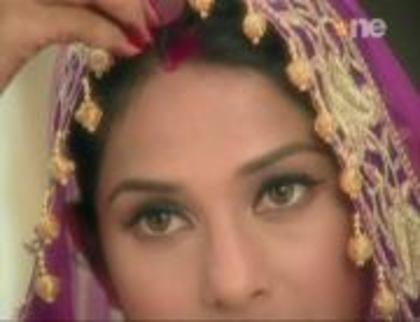 540044_347712145266595_723801026_a - jennifer winget11