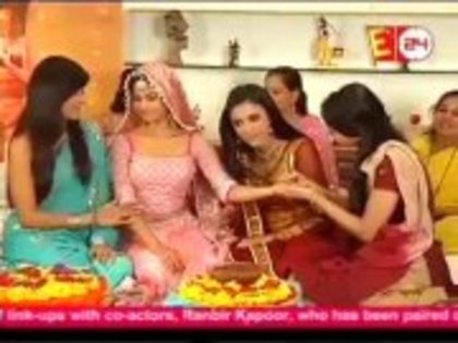 544628_351485631555913_264360316_a - jennifer winget11