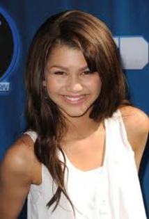 images (19) - Zendaya