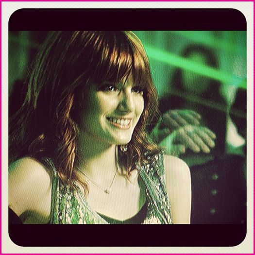 Bella-Thorne-Music-Video-Photo