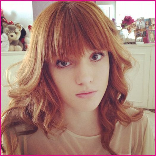 Bella-Thorne-Recording-Studio - Poze cu Bella Thorne