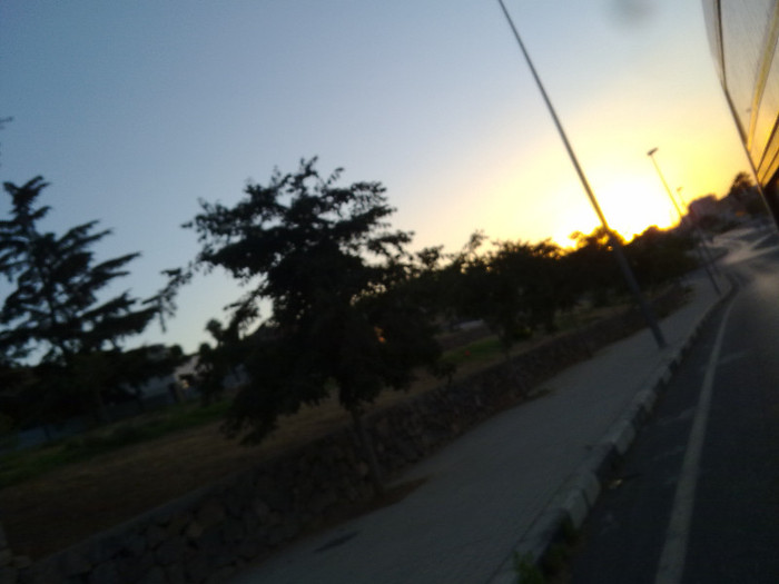 250820123793 - A3 in fuga masini-cer si pamant