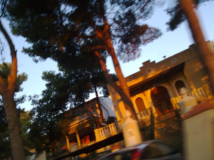 250820123794 - A3 in fuga masini-cer si pamant