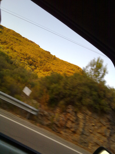 250820123804 - A3 in fuga masini-cer si pamant