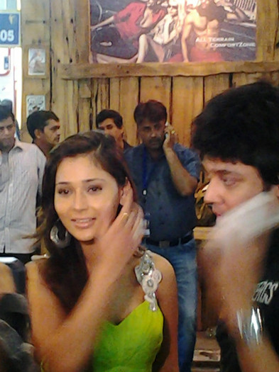 287864_404758832892687_19206825_o