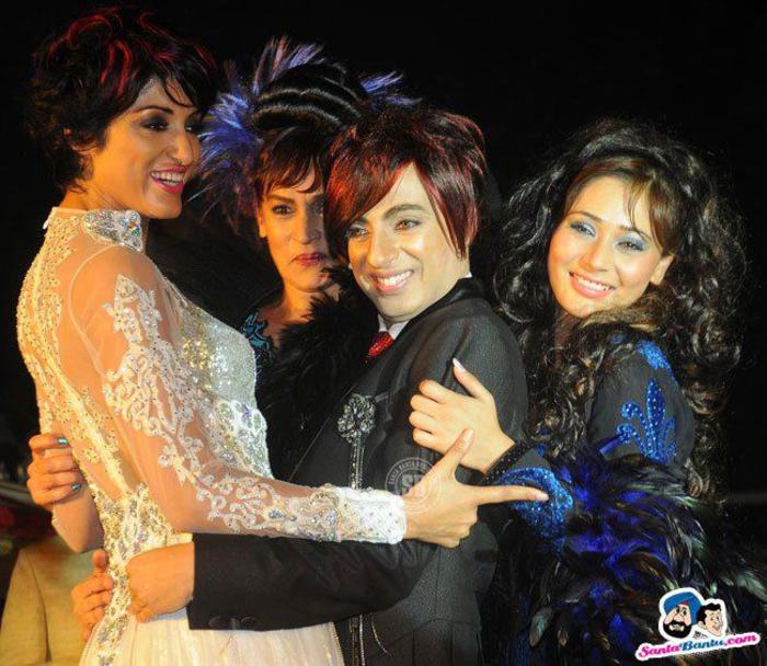 313171_10150388231194556_1498247388_n