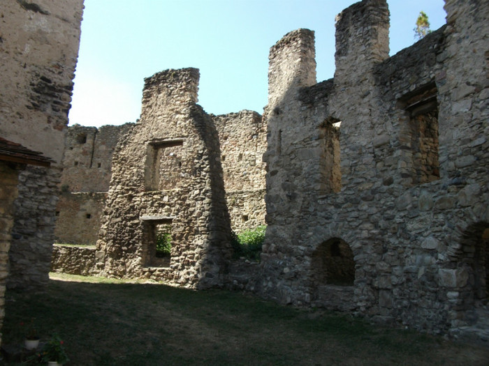 Picture 003 - Cetatea Calnic