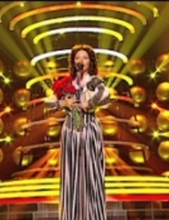 Delia Maria Tanase Te cunosc de undeva www.deliaofficial.ro