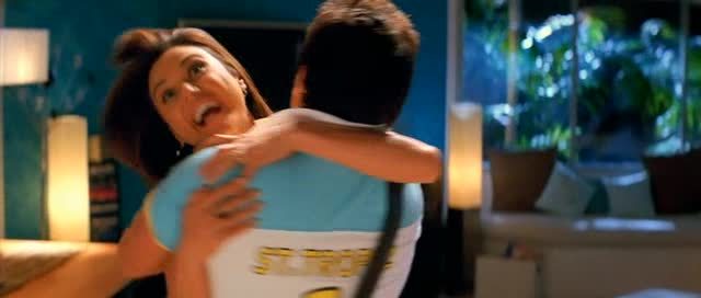 vlcsnap-00032 - Saif si Preity