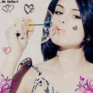 80096783_PCOWFIB3 - Selena Gomez