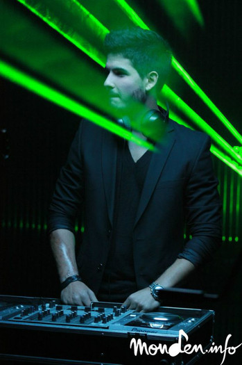 poze-filmari-videoclip-Andra-Something-New_28_tb628 (1) - Andra