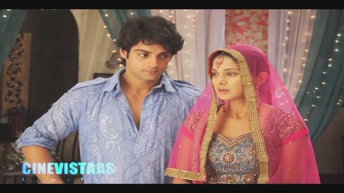 Jennifer (318) - Jennifer Winget